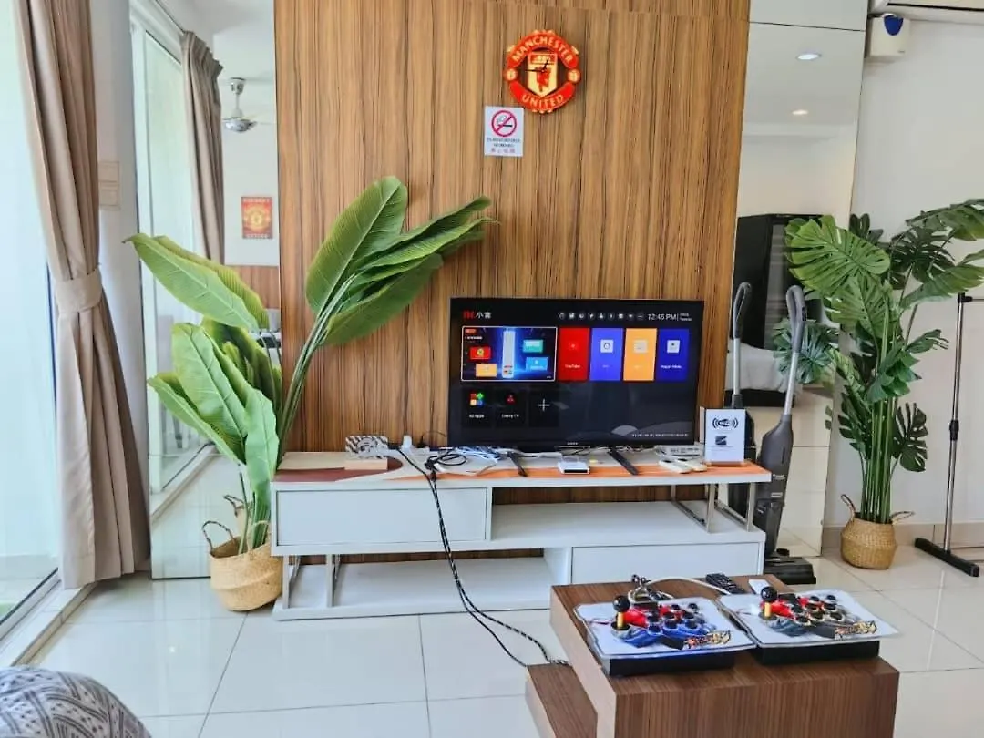 Mansion One Studio By Man Utd Fan J K George Town